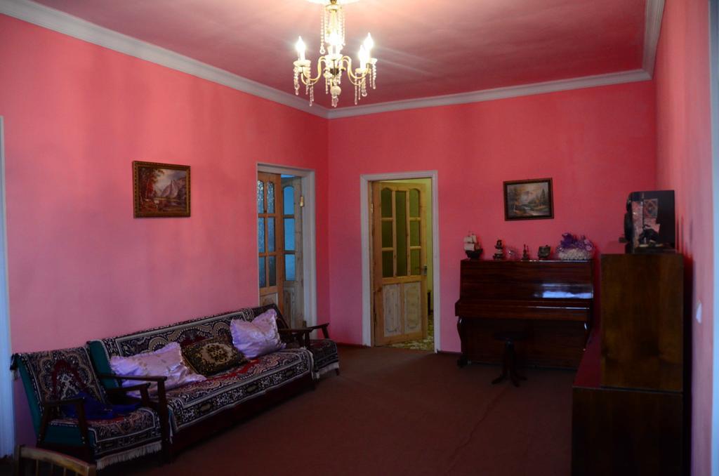 Barseghyan'S Guest House Vardenis Dış mekan fotoğraf