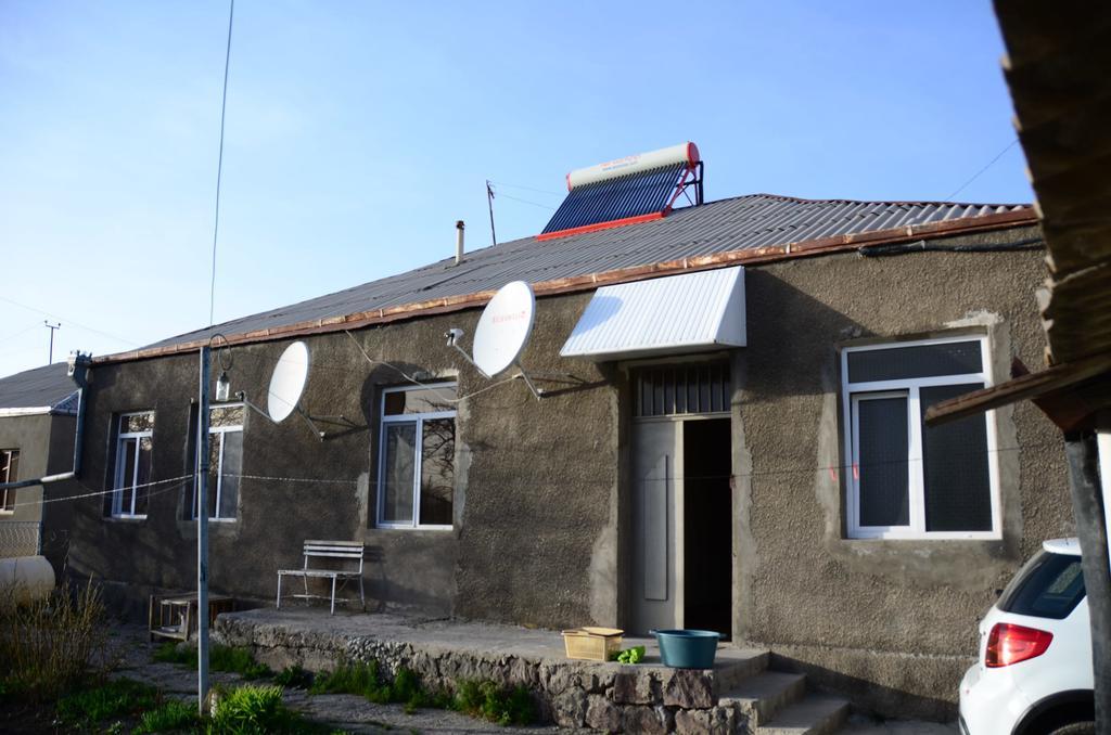Barseghyan'S Guest House Vardenis Dış mekan fotoğraf